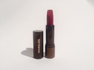 hourglass lipstick